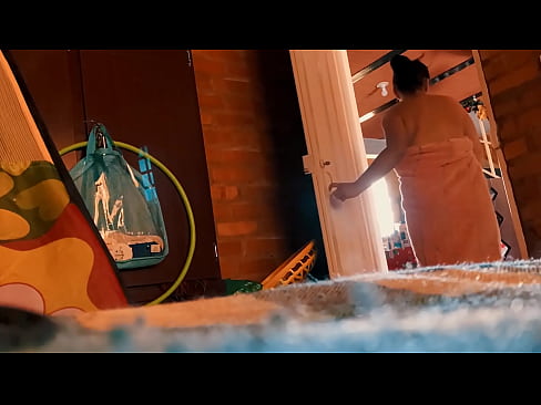 ❤️ Mein Onkel folgt mir in die Dusche, er fickt mich, während ich dusche. ☑ Super porn bei uns ☑