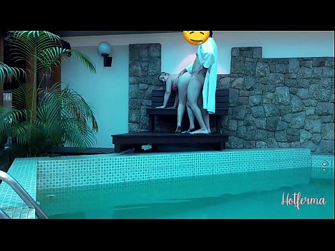 ❤️ Boss lädt Dienstmädchen zum Pool ein, kann aber einem heißen Sex nicht widerstehen ☑ Super porn bei uns ☑