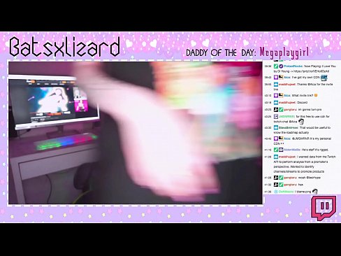 ❤️ GAMER VERGISST, DEN STREAM ABZUSCHALTEN UND SPRITZT LIVE AUF SENDUNG ☑ Super porn bei uns ☑